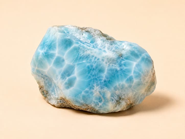 Voorbeeldfoto van larimar met blauwe en witte tekening