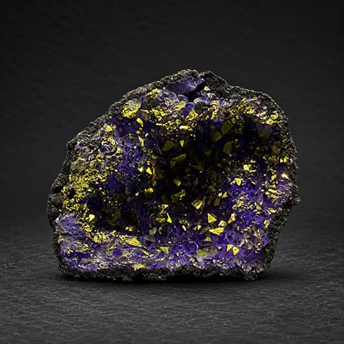 Paarse Powerball Geode in Aura Amethist-look